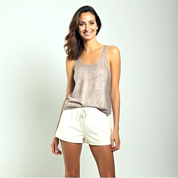 Abercrombie & Fitch Women's Tank Top size medium Please check out my clo… - Picture 1 of 4